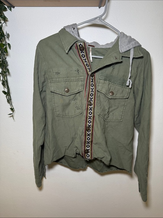 Free People Jackets & Blazers - Free people Olive Green Hooded Jacket with Embroidered Trim size S